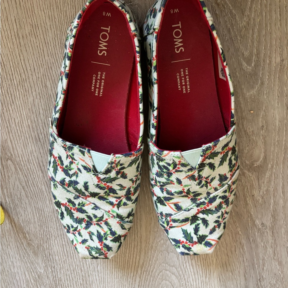 Toms Red and Green Floral Flats
